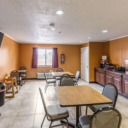 Econo Lodge Inn & Suites McKinney Buitenkant foto