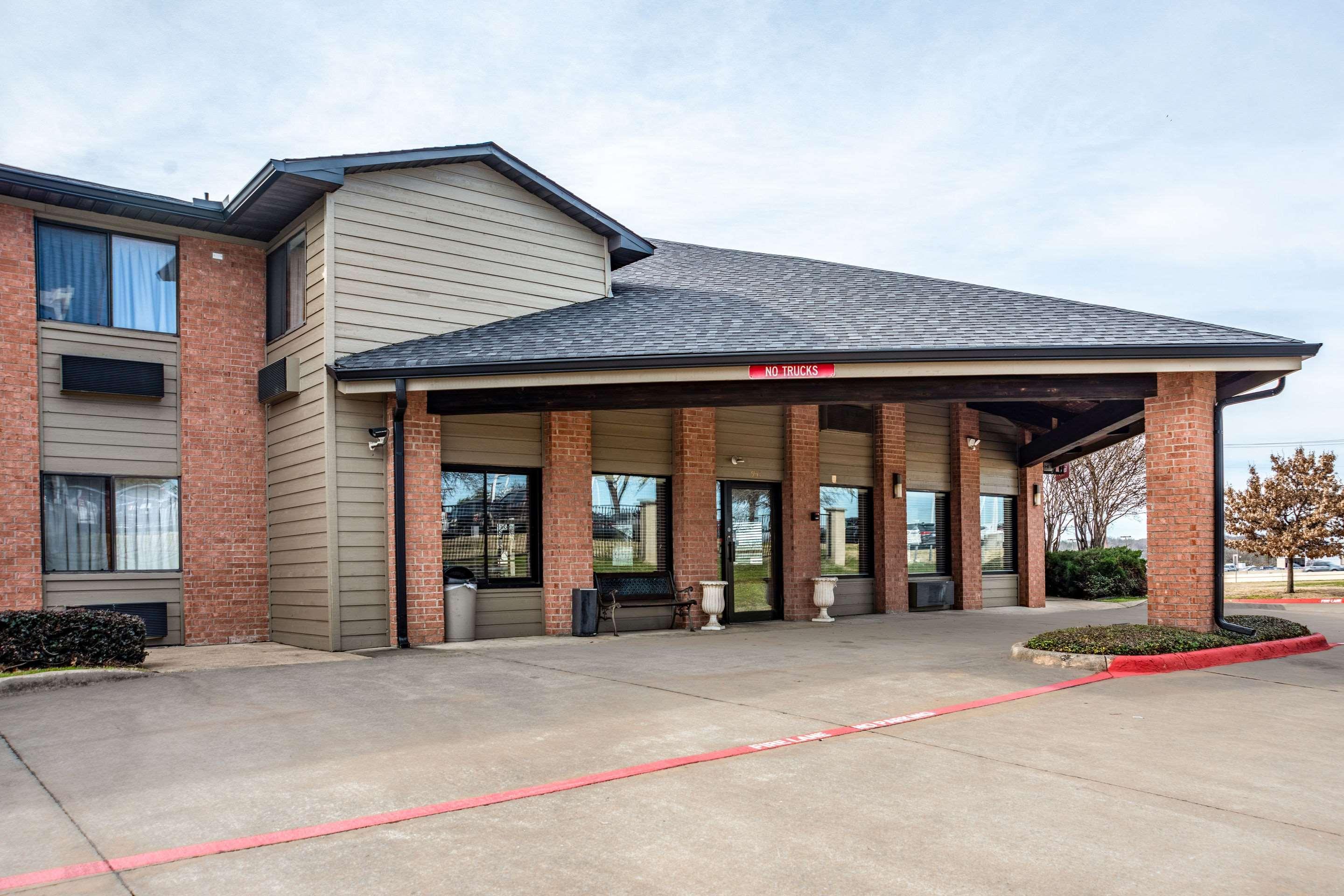 Econo Lodge Inn & Suites McKinney Buitenkant foto