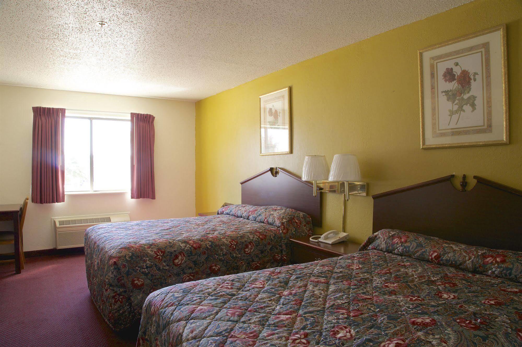 Econo Lodge Inn & Suites McKinney Buitenkant foto